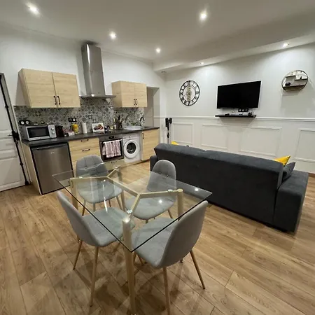 La Perle D'antibes And Port 300 M Away * Antibes