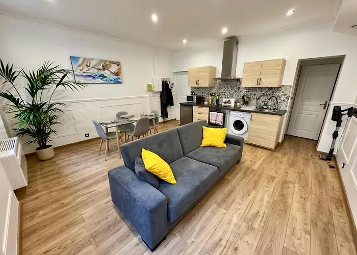 La Perle D'antibes And Port 300 M Away * Antibes